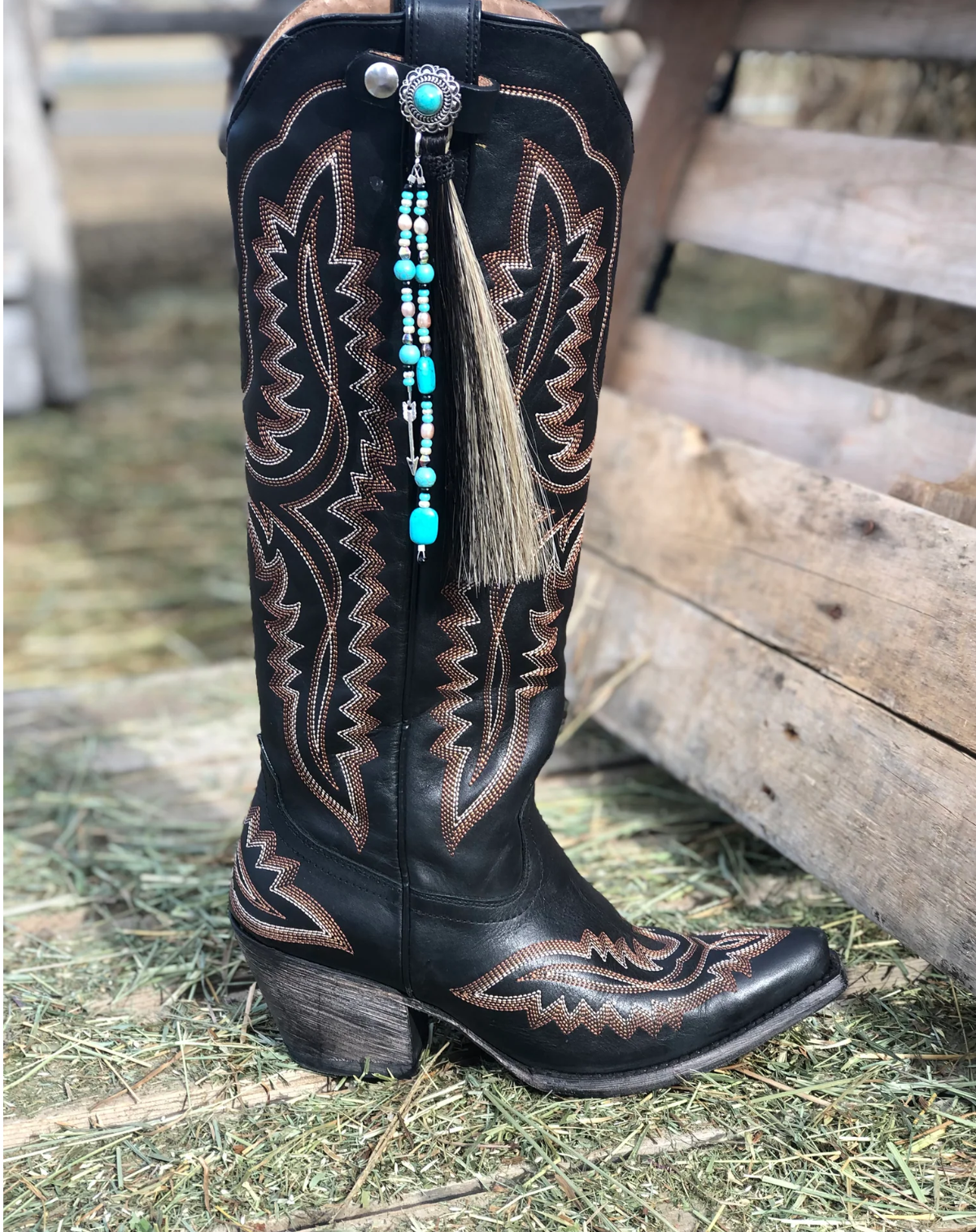 HANDCRAFTED HORSEHAIR BOOT TASSEL WITH BEADS