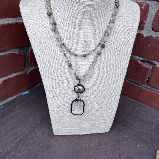 MICAH NECKLACE IN TAUPE - HANDMADE JEWELRY