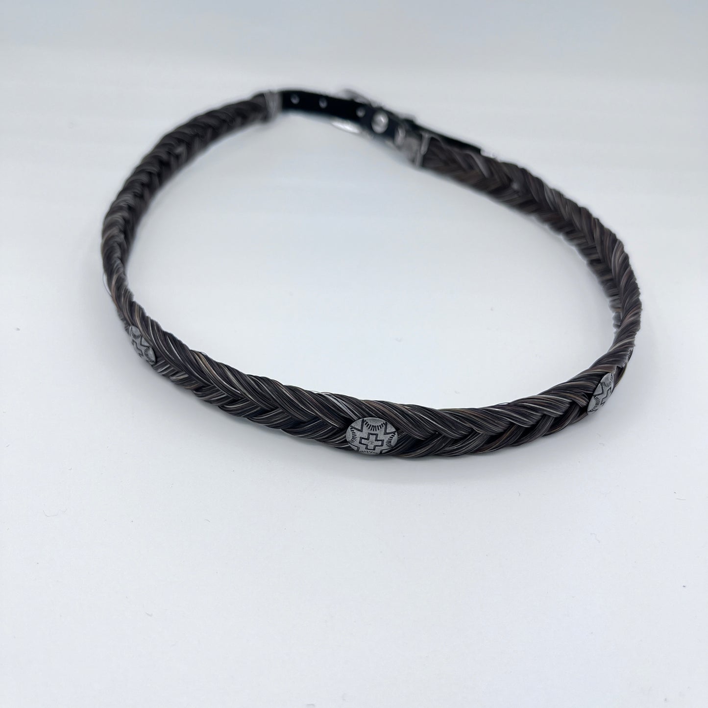 HANDCRAFTED HORSEHAIR CROSS HATBAND